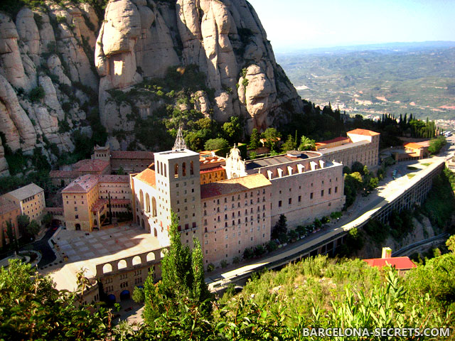 montserrat wine tour