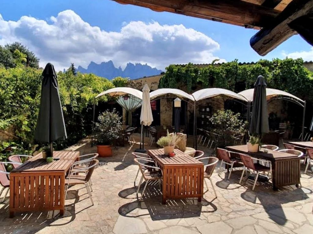 Catalan lunch on a private tour to Montserrat from Barcelona